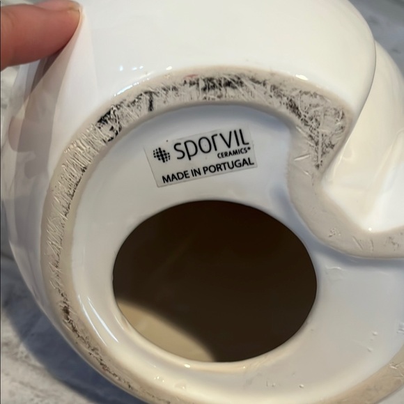 Sporvil Portugal White Ceramic Bear Sculpture 10 inch tall - Picture 5 of 8